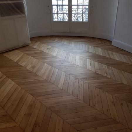 Notre valeur ajoutée de notre savoir faire : la vitrification de votre parquet